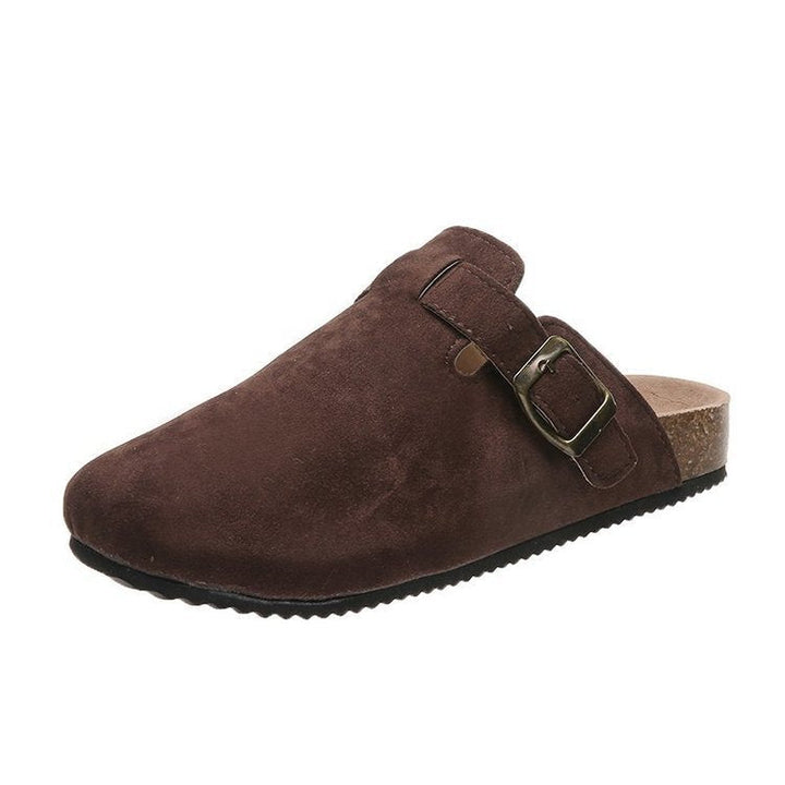 Afbeelding van de orthopedische dames pantoffels die de hele voet omhullen voor behaaglijk voetcomfort.