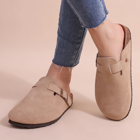 Dames orthopedische pantoffels met ademend materiaal, perfect als binnenschoenen voor warme voeten.