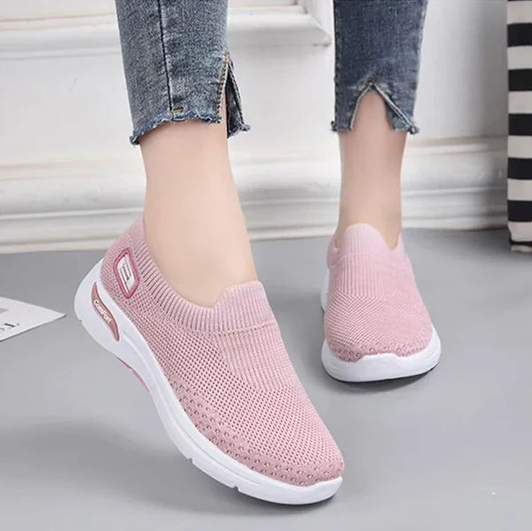 Comfortabele orthopedische damesschoenen die helpen bij voetpijn, kniepijn en houdingcorrectie.