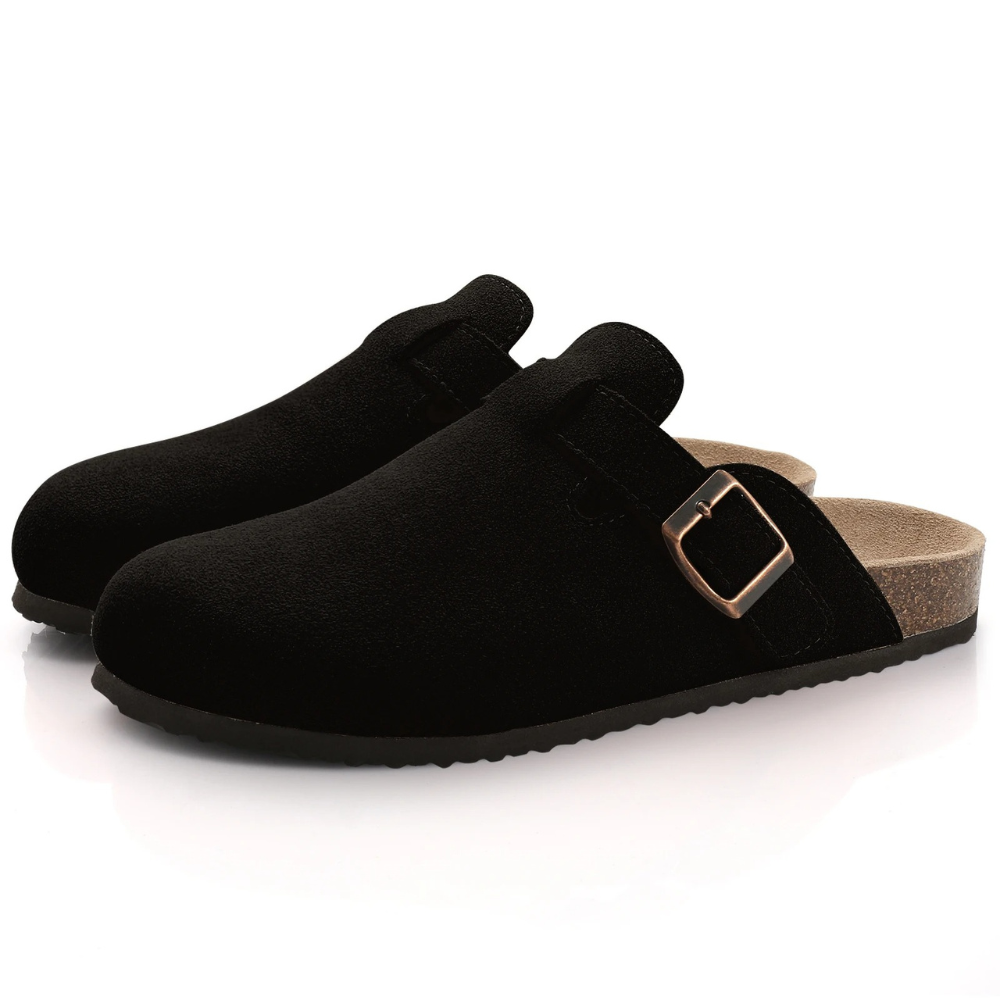 Verstelbare dames comfort slippers, ideaal als binnenslippers of buitenslippers met orthopedische voetondersteuning.