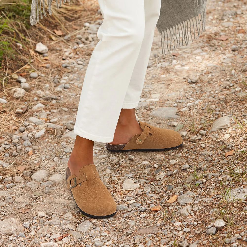 Stijlvolle dames orthopedische slippers voor dagelijks comfort en gezonde voetondersteuning, perfect voor zomer.
