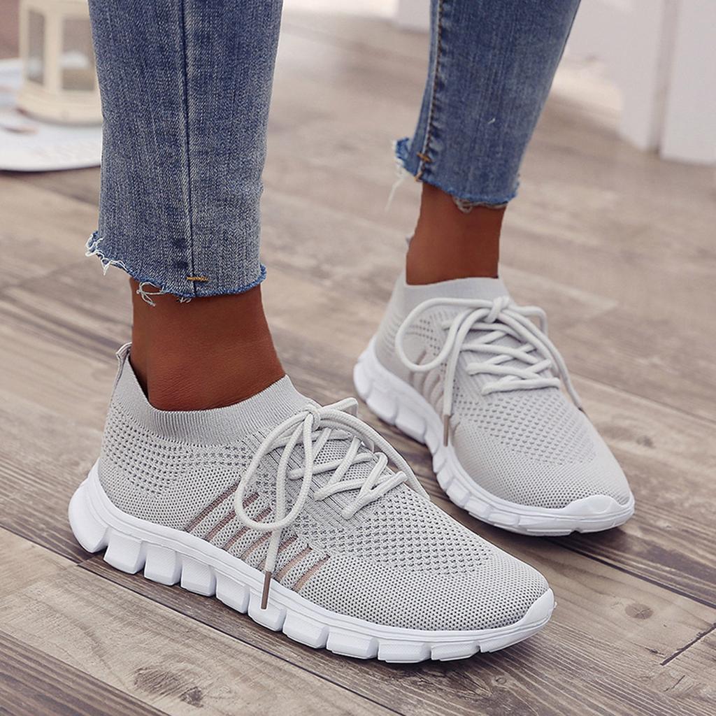 Dames sneakers met voetondersteuning voor comfortabel wandelen en dagelijkse activiteiten. Stijlvol en functioneel.