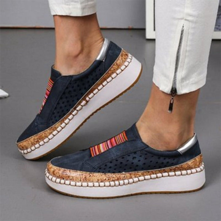 Stijlvolle JusticeSneaks orthopedische damesschoenen; modern design, comfortabel en pijnvrij lopen voor elke gelegenheid.