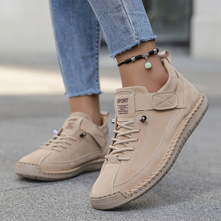 Dames orthopedische enkellaarsjes met comfortabele stiksels, ideaal voor dagelijks gebruik en voetondersteuning.