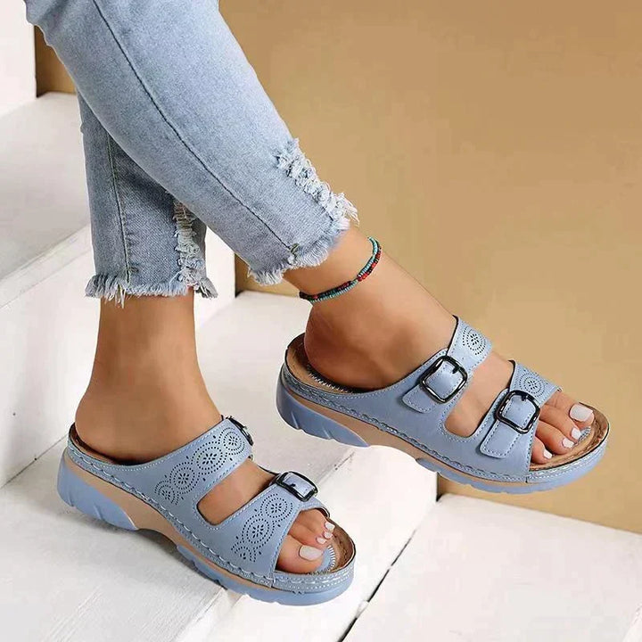 Orthopedische dames sandalen Elena, speciaal ontworpen voor superieur voetcomfort en zorgeloze zomer.