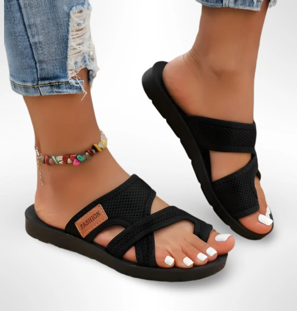 Comfortabele dames sandalen met voetondersteuning, verstelbaar voor zomer en lente.