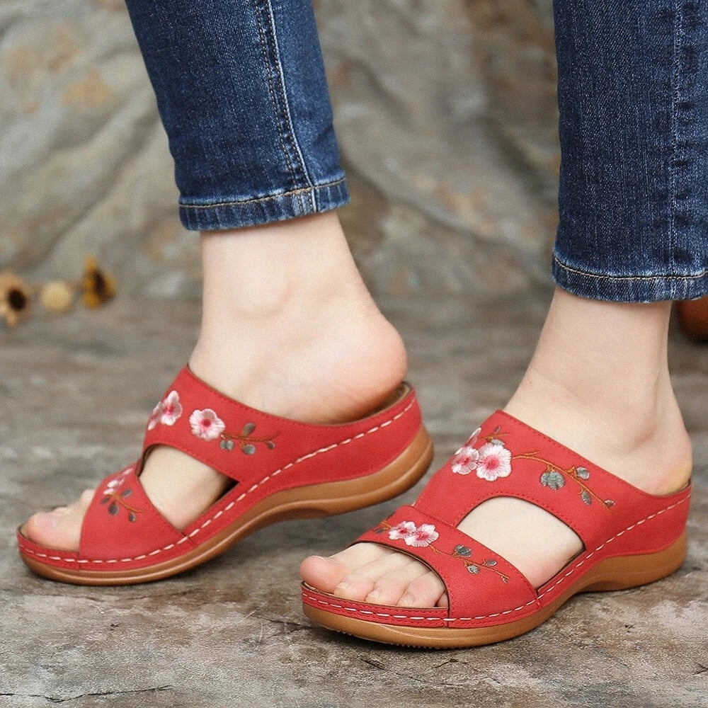 Comfortabele dames zomersandalen, orthopedisch ontwerp voor welzijn de hele dag.