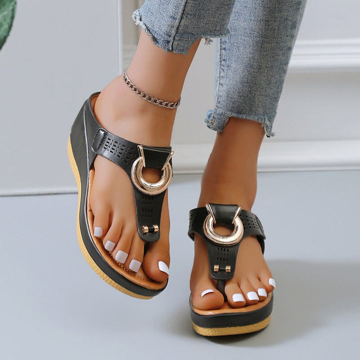 Lichtgewicht dames orthopedische sandalen met antislipzool. Perfecte comfortschoenen en zomerschoenen met steun.