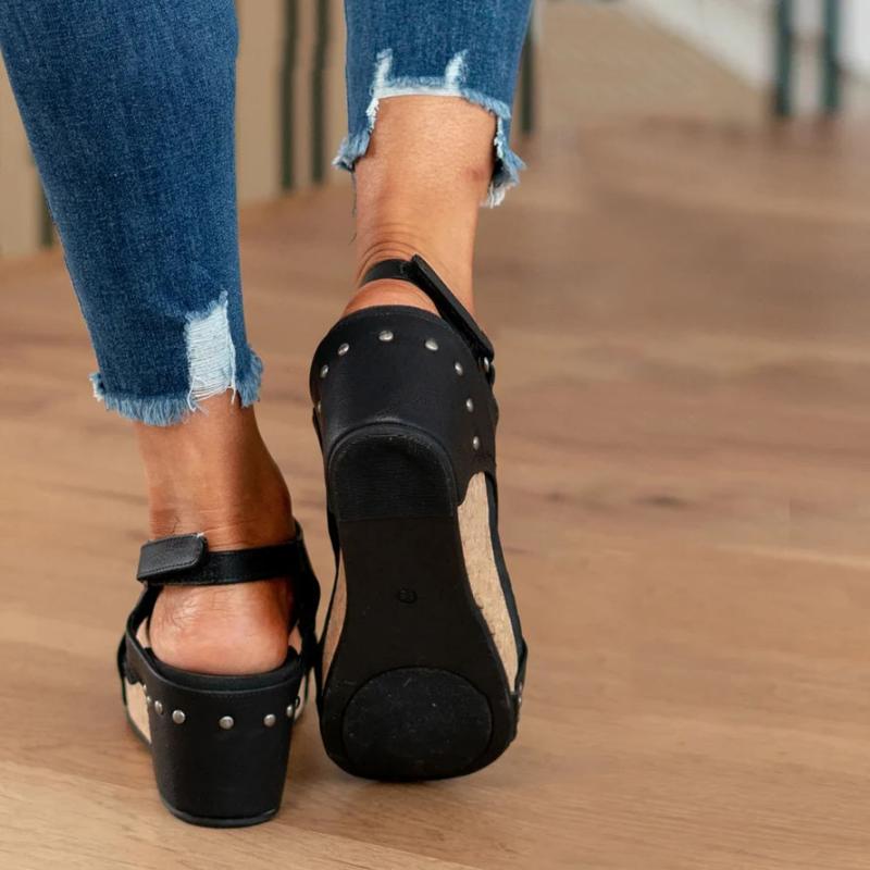 Stijlvolle en comfortabele orthopedische dames sandalen. Perfecte keuze voor voetcomfort en zomerschoenen.