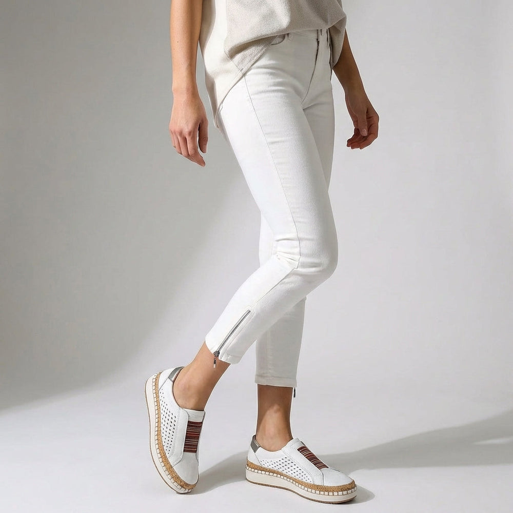 Ademende, flexibele dames wandelschoenen; orthopedisch comfort en ondersteuning voor actieve dagen.