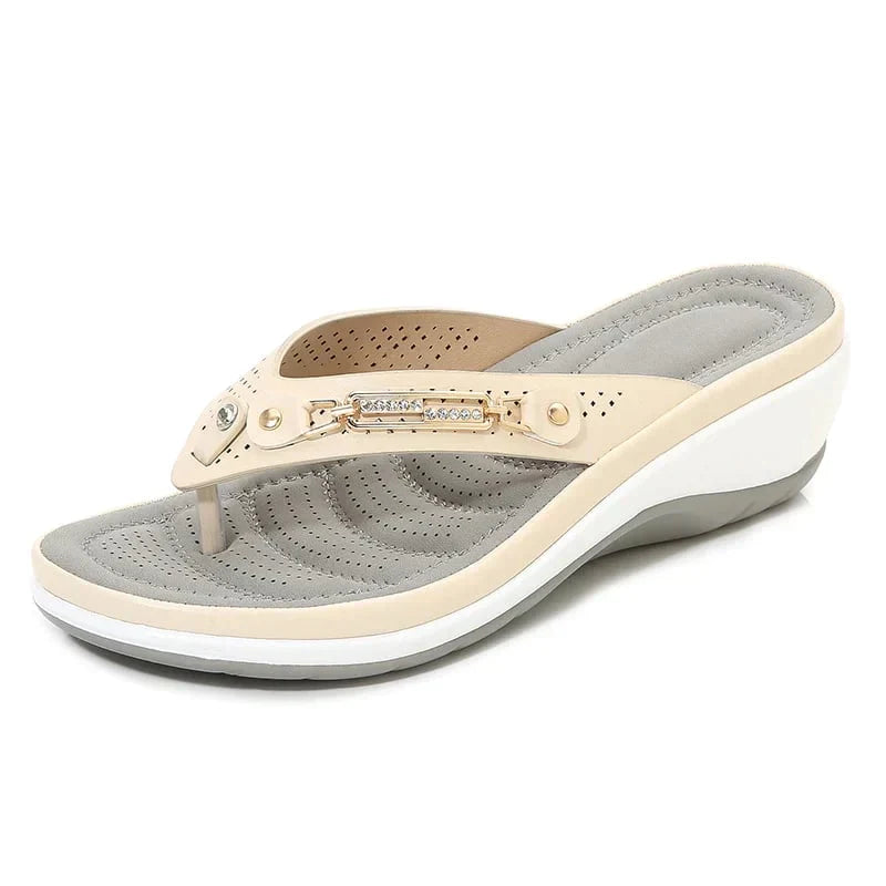 Comfortabele dames vakantie slippers Solelite, orthopedisch, zachte zool, perfect voor ontspanning.