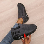 Grijs