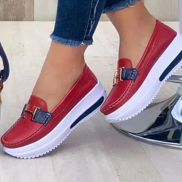Dames orthopedische zomerschoenen: stijlvol, comfortabel en ademend, perfect voor warme dagen.