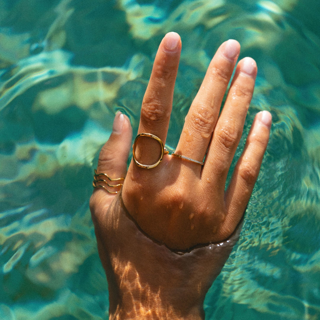 Zilveren ovale damesring Noa, hypoallergeen en waterbestendig, perfect voor elke outfit.