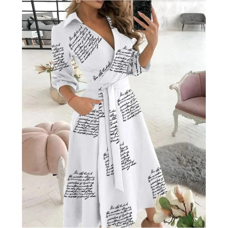 Dames overhemdjurk midi met knoopsluiting en riem, effen kleur. Veelzijdig en tijdloos.