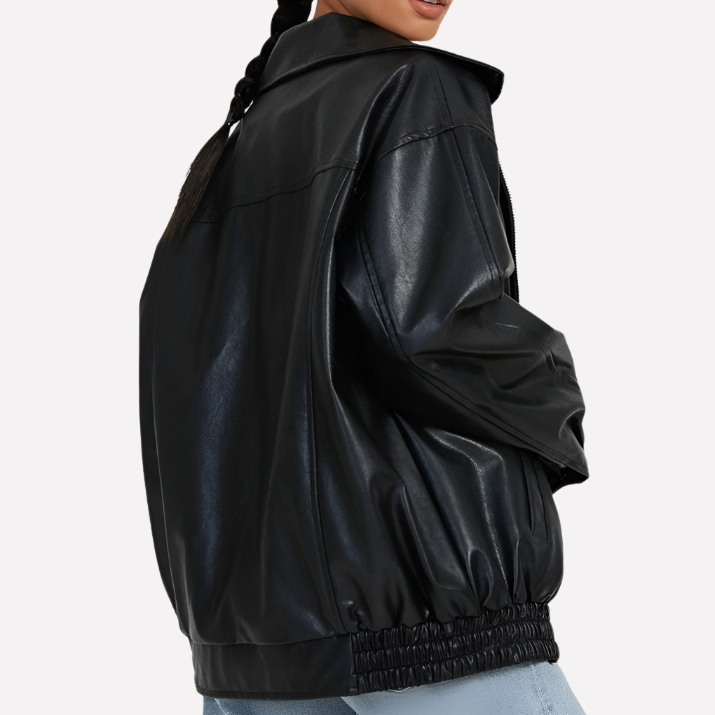 Zwart oversized bomberjack voor dames, een comfortabele en modieuze jas voor elk seizoen en elke gelegenheid.