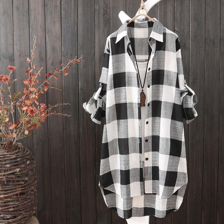 OversizedShirt™ geruite damesblouse, comfortabel en trendy. Ruime pasvorm met lange mouwen voor dameskleding.