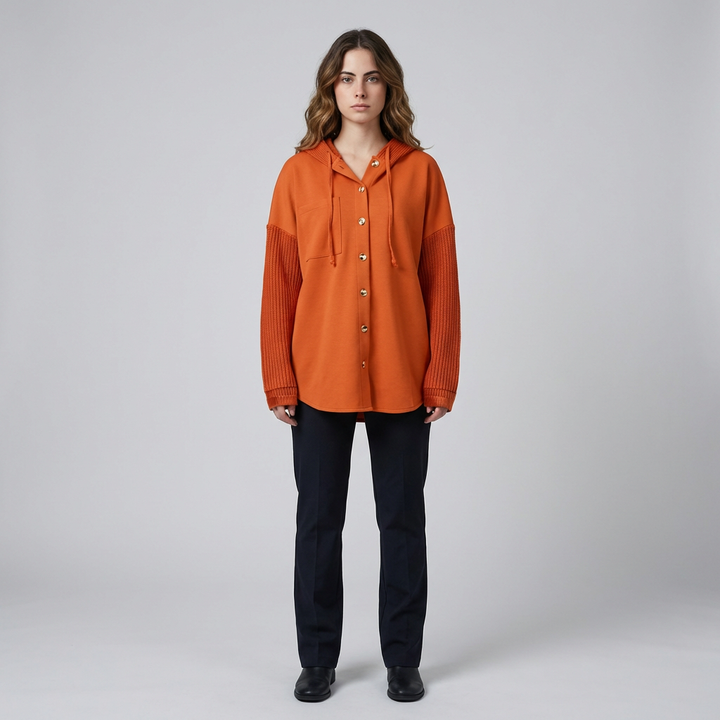 Dames oversized hoodie met knoopsluiting en capuchon. Comfortabele, casual trui met lange mouwen voor een relaxte look.