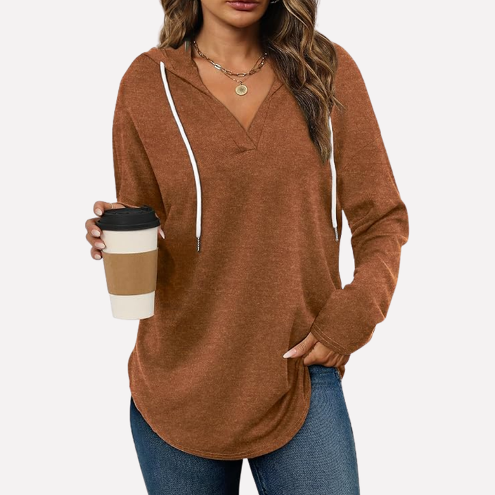 Modieuze oversized trui met capuchon, casual dameskleding.