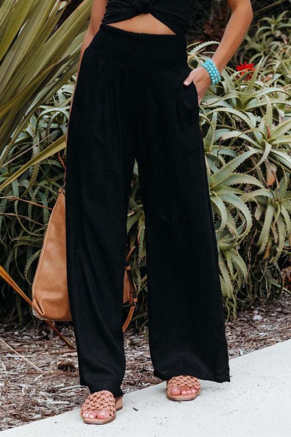 Relaxed fit dames palazzo broek met trendy boho print. Perfect voor een luchtige zomerse dag.