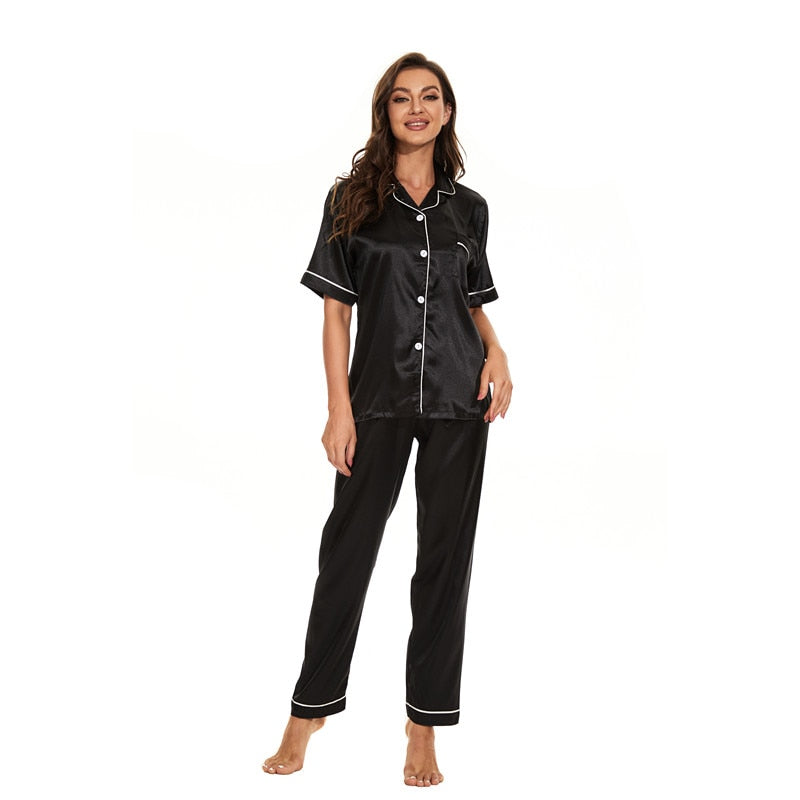 Dames PartyPyjama™ voor ultiem comfort, zachtheid en ontspanning, ideaal als nachtkleding of loungewear.