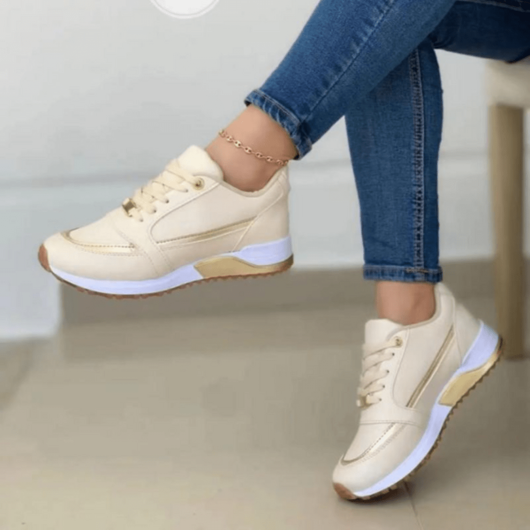 Modieuze dames platform sneakers in meerdere kleuren, met veters voor een trendy en comfortabele pasvorm.