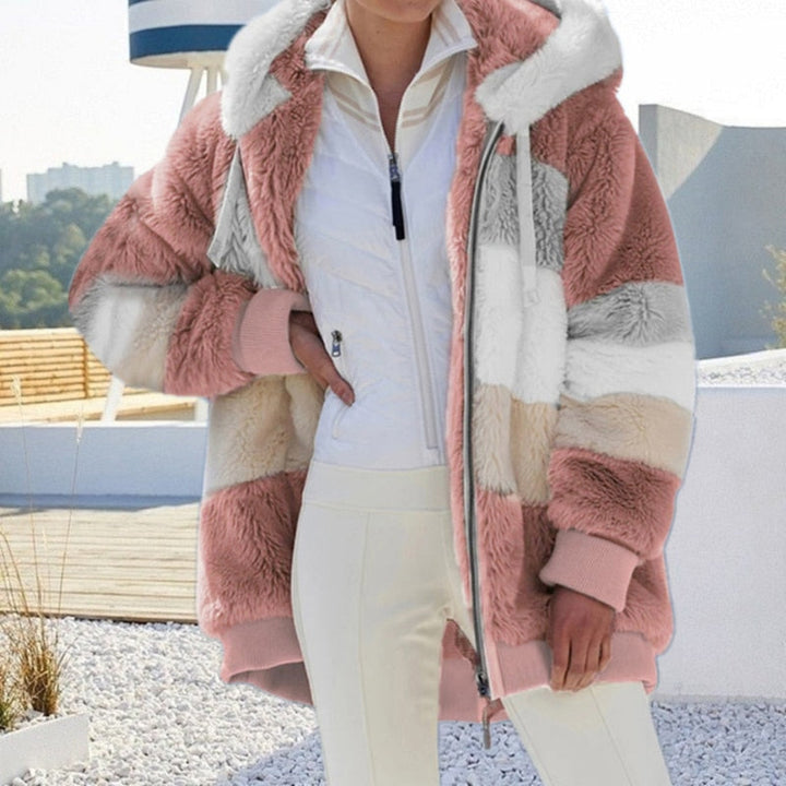 Casual damesvest met capuchon, van zacht pluche, perfect voor thuis of onderweg.