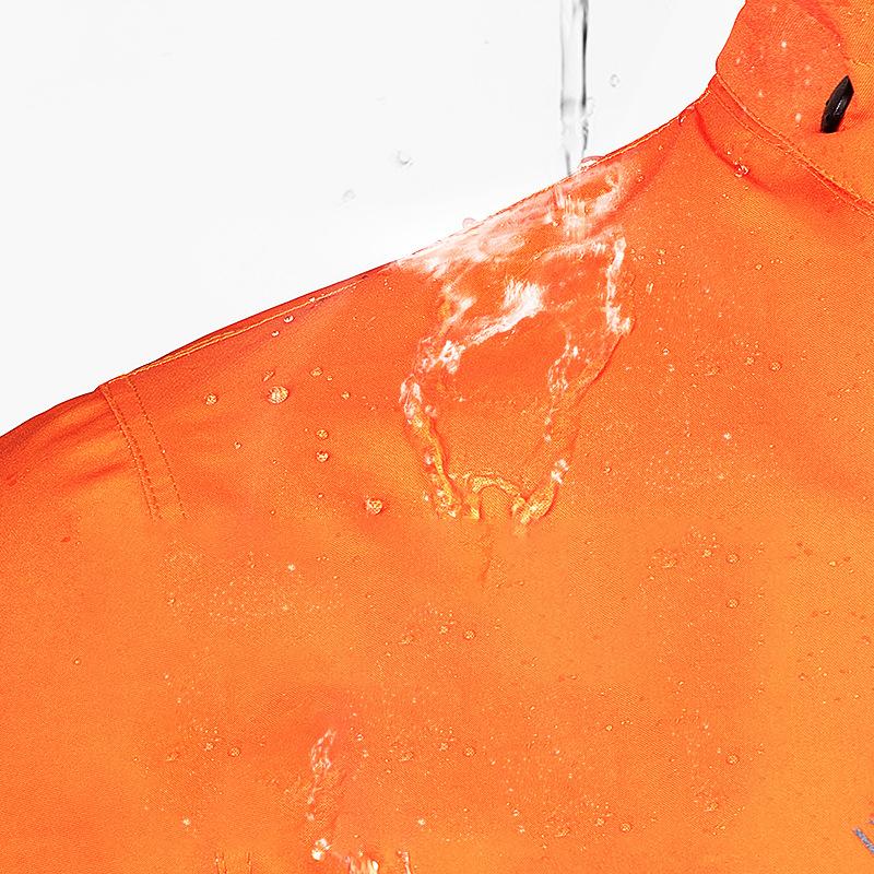Essentieel dames regenpak: lichtgewicht, waterdicht, winddicht. Ideaal voor alleweer buitensport.