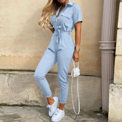 Dames retro jumpsuit met knoopsluiting, lange mouwen, Velia model, voor een tijdloze en comfortabele stijl.