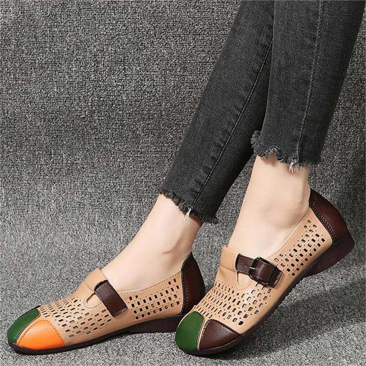 Comfortabele dames sandalen Zoë, met flexibele zool en modieuze colorblock accenten.