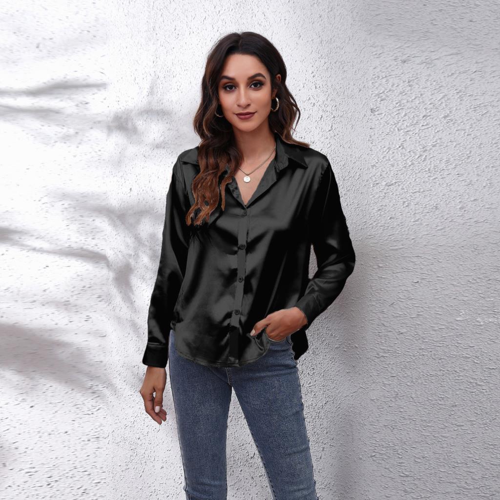 Chique Shila damesblouse met lange mouwen, ideaal voor een zakelijke outfit of elegante gelegenheid.