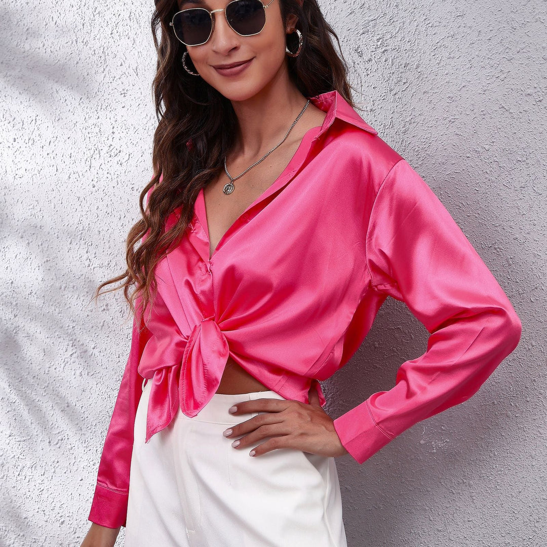 Veelzijdige Shila damesblouse, perfect voor zowel casual als chique outfits, een stijlvolle top.
