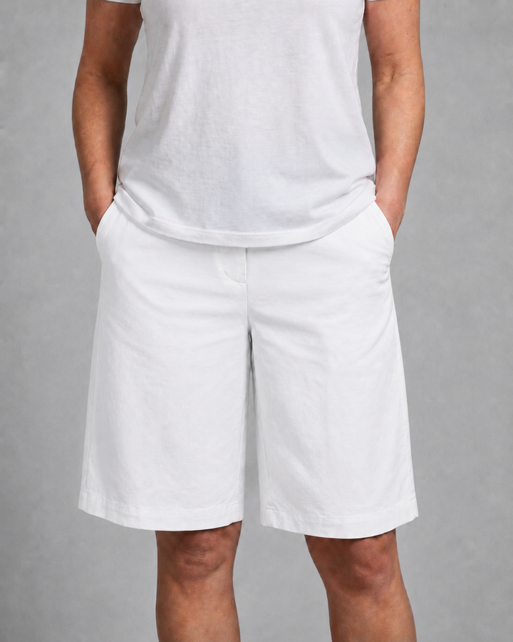 Trendy dames hoge taille shorts met rechte pijpen, verstelbare tailleband en zijzakken; ideaal voor zomer en strand.