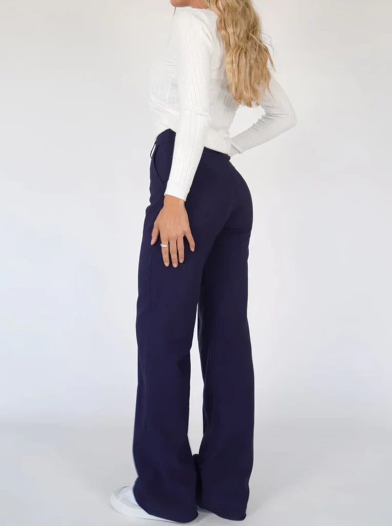 Elegante en comfortabele Hoymans dames pantalon, slim fit en wijde pijpen voor dagelijks gebruik.