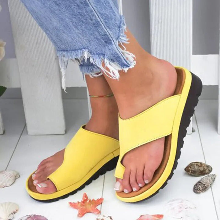 Zachte dames slippers met uitstekende voetondersteuning, comfortabele en casual zomerschoenen.