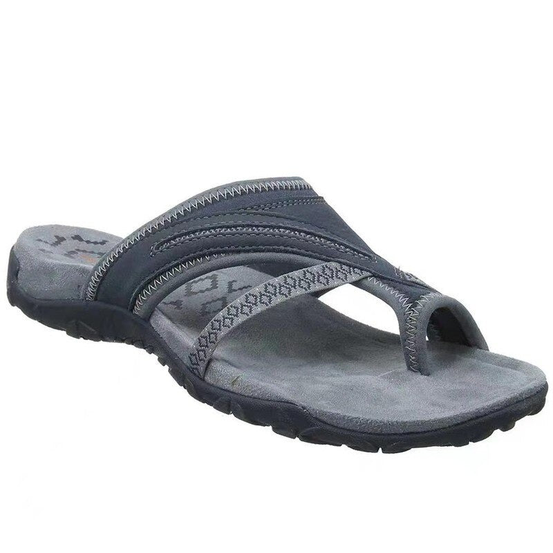 Dames slippers met ondersteunend orthopedisch voetbed, ontworpen voor langdurig draagcomfort.