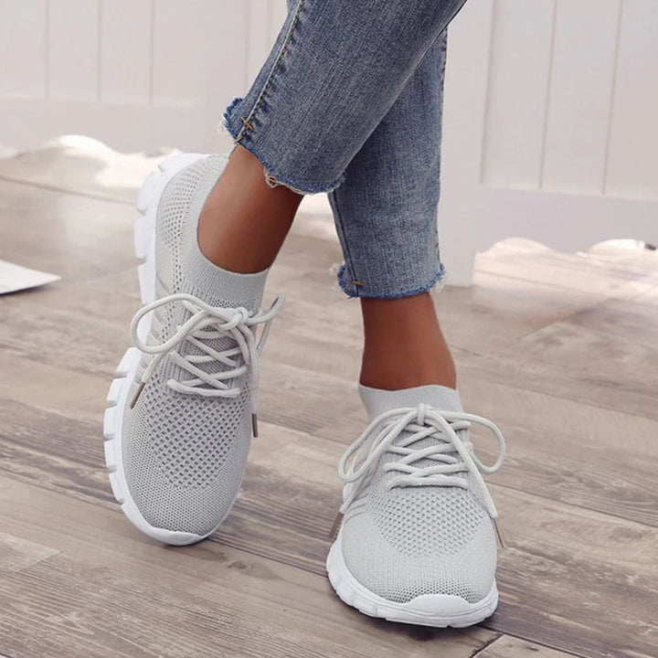 Comfortabele KellysSneaks dames sneakers, perfect voor lange dagen. Modieuze casual schoenen.