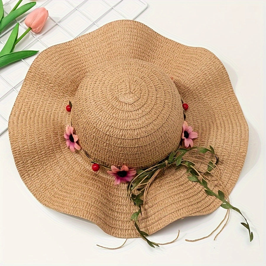 Beschermende dames zomer strohoed met unieke bloem- en fruitversieringen; elegant en praktisch.