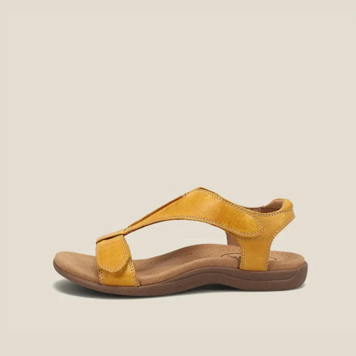 Modieuze Solaro dames sandalen met verstelbare bandjes, ideaal voor comfortabele zomerse voetmode.