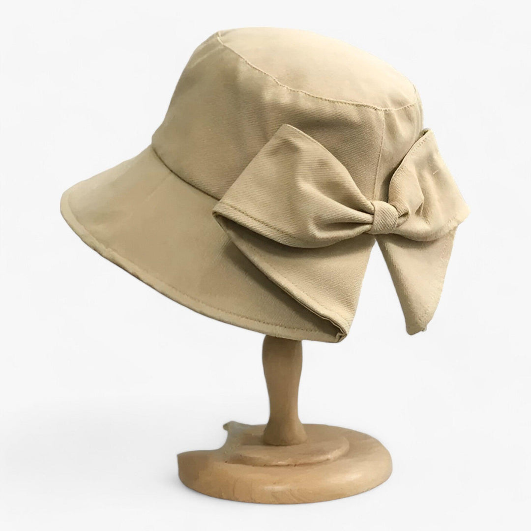Lichtgewicht Solaro dames zonnehoed, een stijlvol katoenen accessoire voor zon bescherming in de zomer.