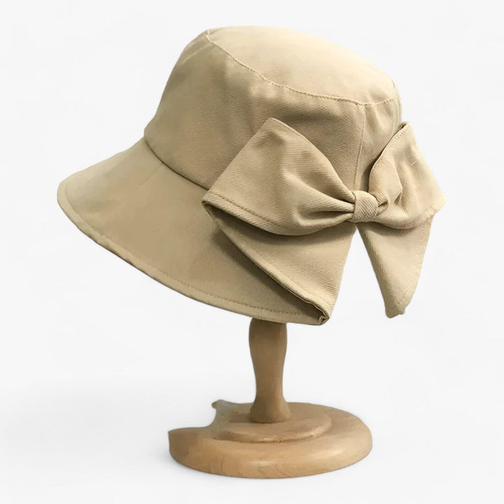 Lichtgewicht Solaro dames zonnehoed, een stijlvol katoenen accessoire voor zon bescherming in de zomer.