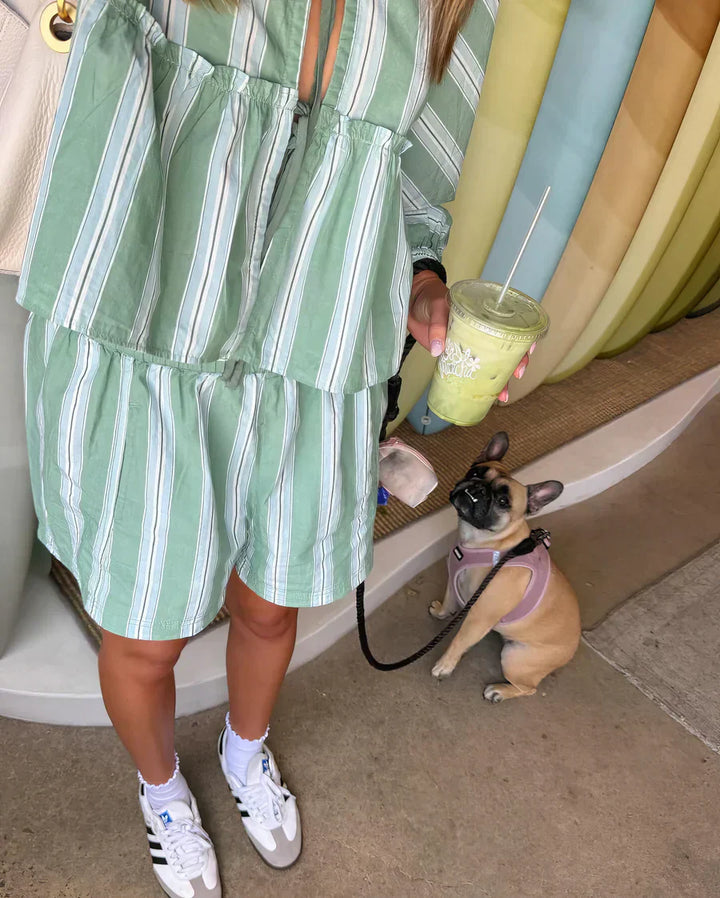 Chique en comfortabele dames zomeroutfit Solenne; de perfecte tweedelige set voor vrije tijd.