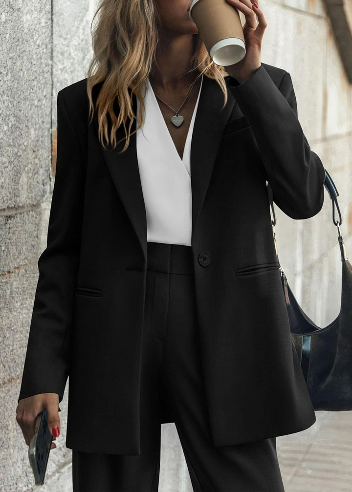 Elegante dames set 'Mia': blazer en pantalon voor een verfijnde, zakelijke of casual stijl.