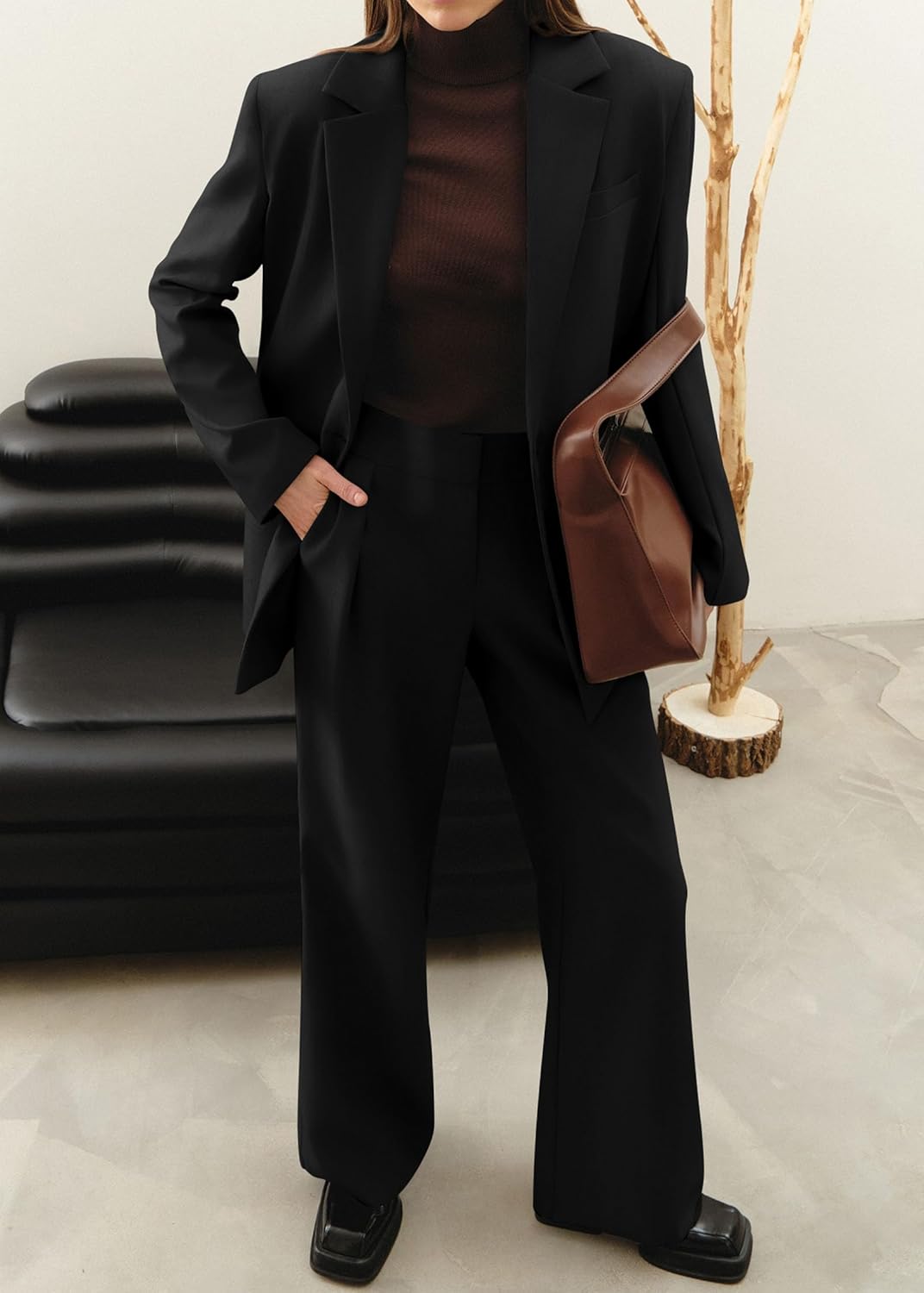 Stijlvolle dames set voor elegantie: comfortabele blazer en pantalon voor elke gelegenheid.