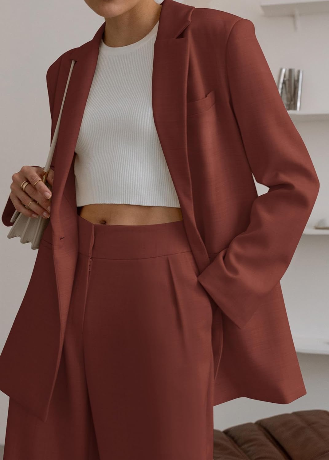 Trendy dames set 'Mia': tweedelige blazer en pantalon, combineert stijl met draagcomfort.