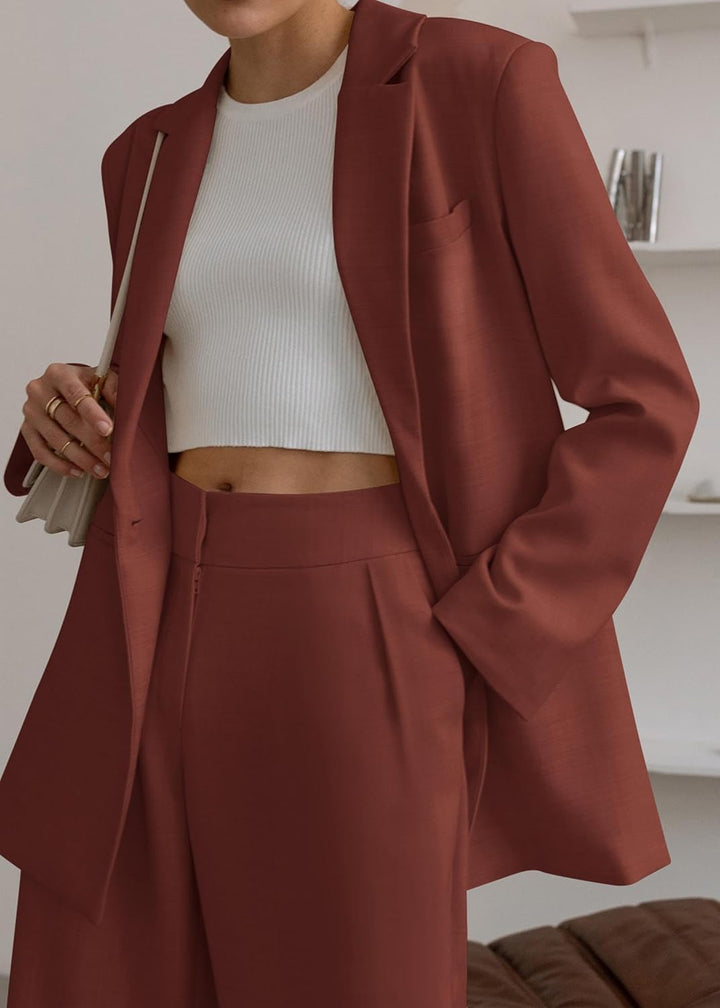 Trendy dames set 'Mia': tweedelige blazer en pantalon, combineert stijl met draagcomfort.