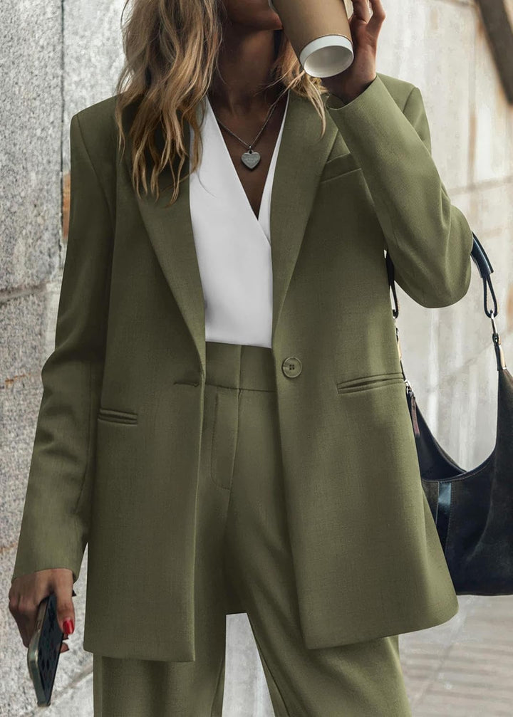 Elegante dames blazer en pantalon set, comfortabel en stijlvol voor elke moderne vrouw.