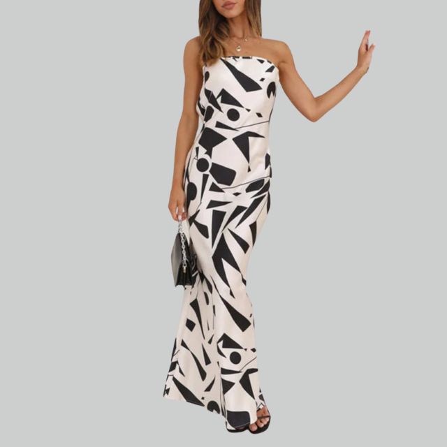 Jadekleurige dames maxi-jurk, strapless met luchtige pasvorm, comfortabele en modieuze zomerjurk.