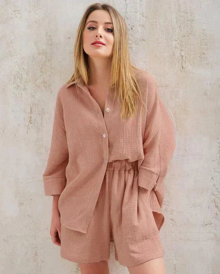 Comfortabele Tabea zomercombinatie voor dames. Tweedelig met stijlvolle structuur, casual chic look.