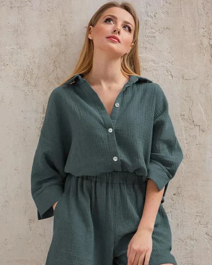 Dames Tabea tweedelige zomercombinatie: comfortabele short set met trendy structuur voor vrouwenkleding.